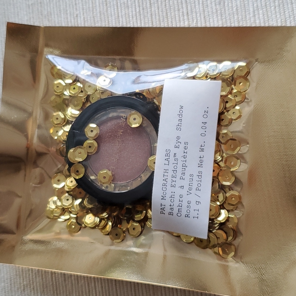 Pat McGrath Single Eyeshadow in Rose Venus